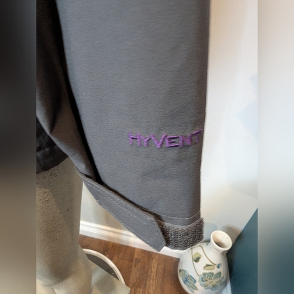 The North Face Gray & Purple Shell Jacket Youth large Women XS/S - Picture 4 of 12